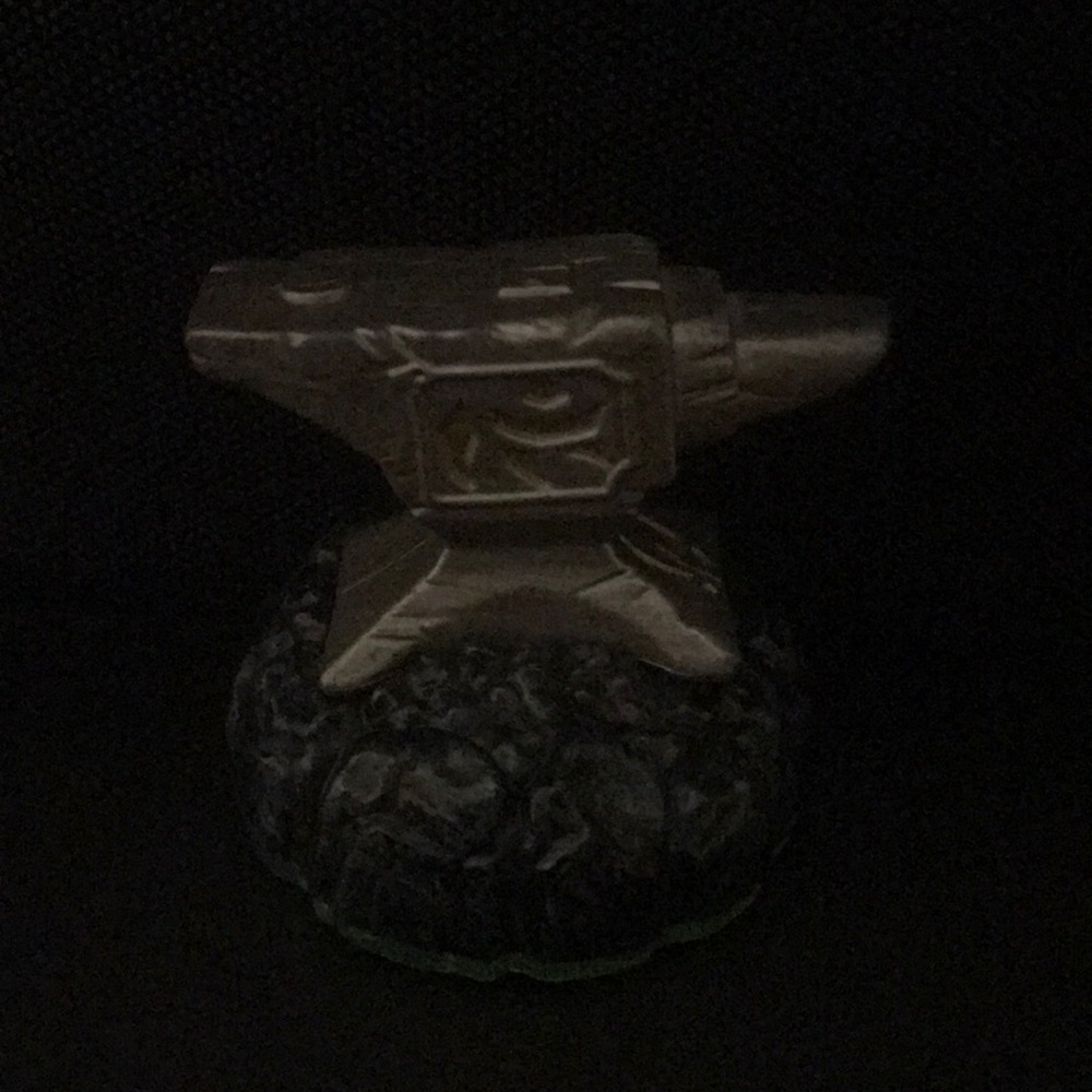 Anvil Rain - Used Skylander figurine